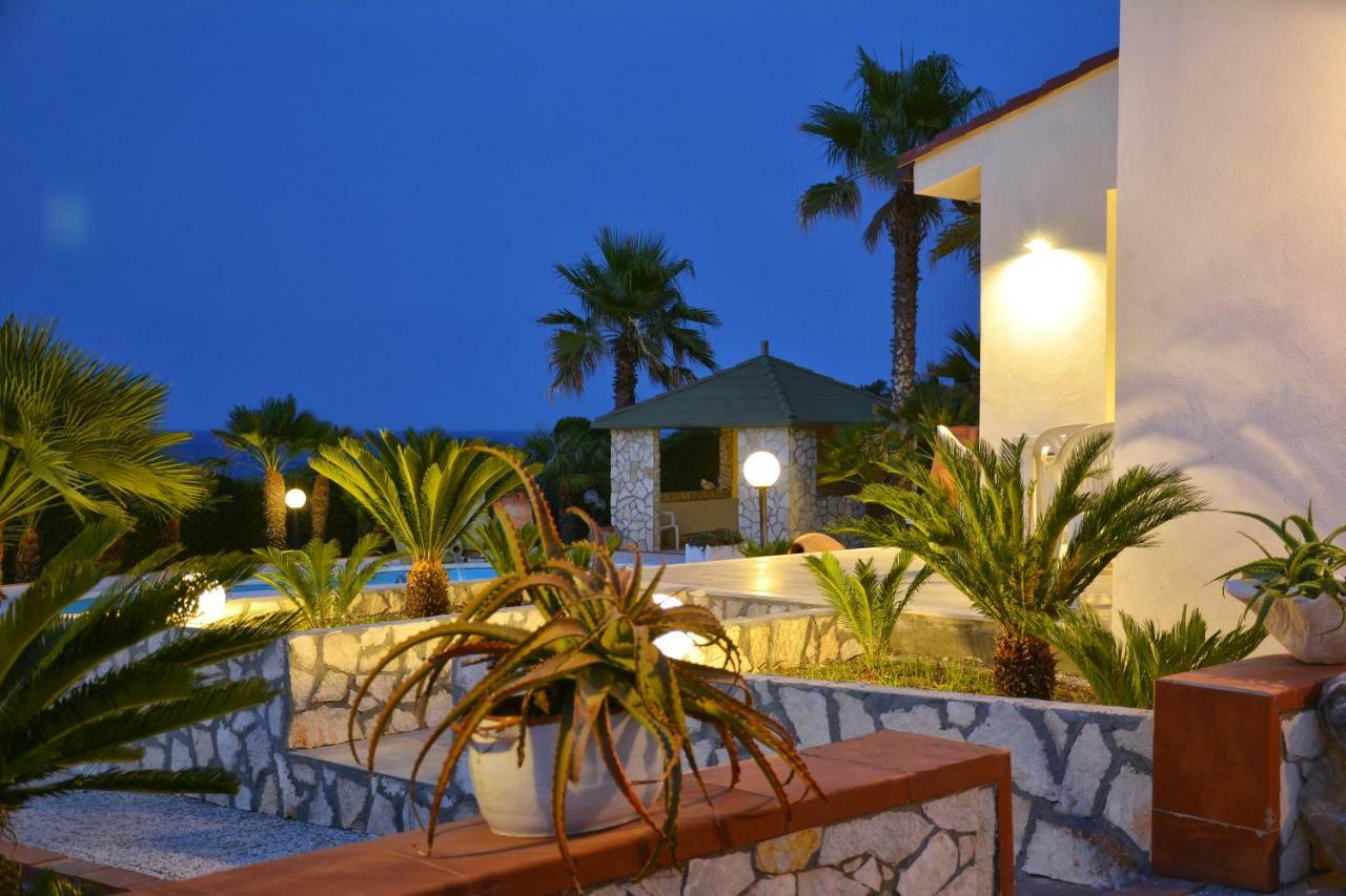 La Casa In Riva Al Mare Holiday home *